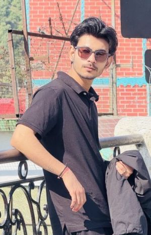 Rishav Thakur.jpeg