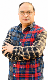 Dr Sachin Kapur.png