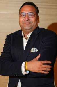 Navneet Jain.jpeg