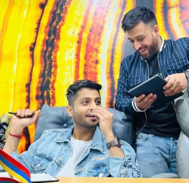 File:My Travel Royalties1.jpeg